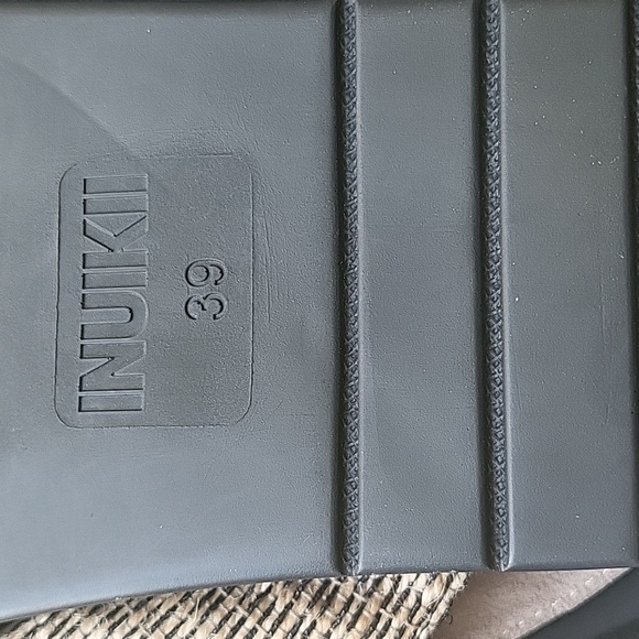 Inuikii Rafia Stone Sandals - Picture 6 of 6